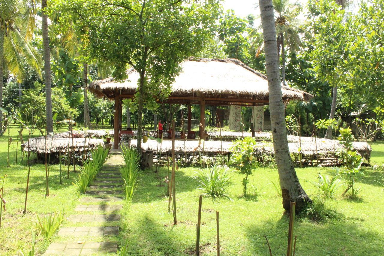 Gondang Beach Hotel Gili Trawangan Kültér fotó