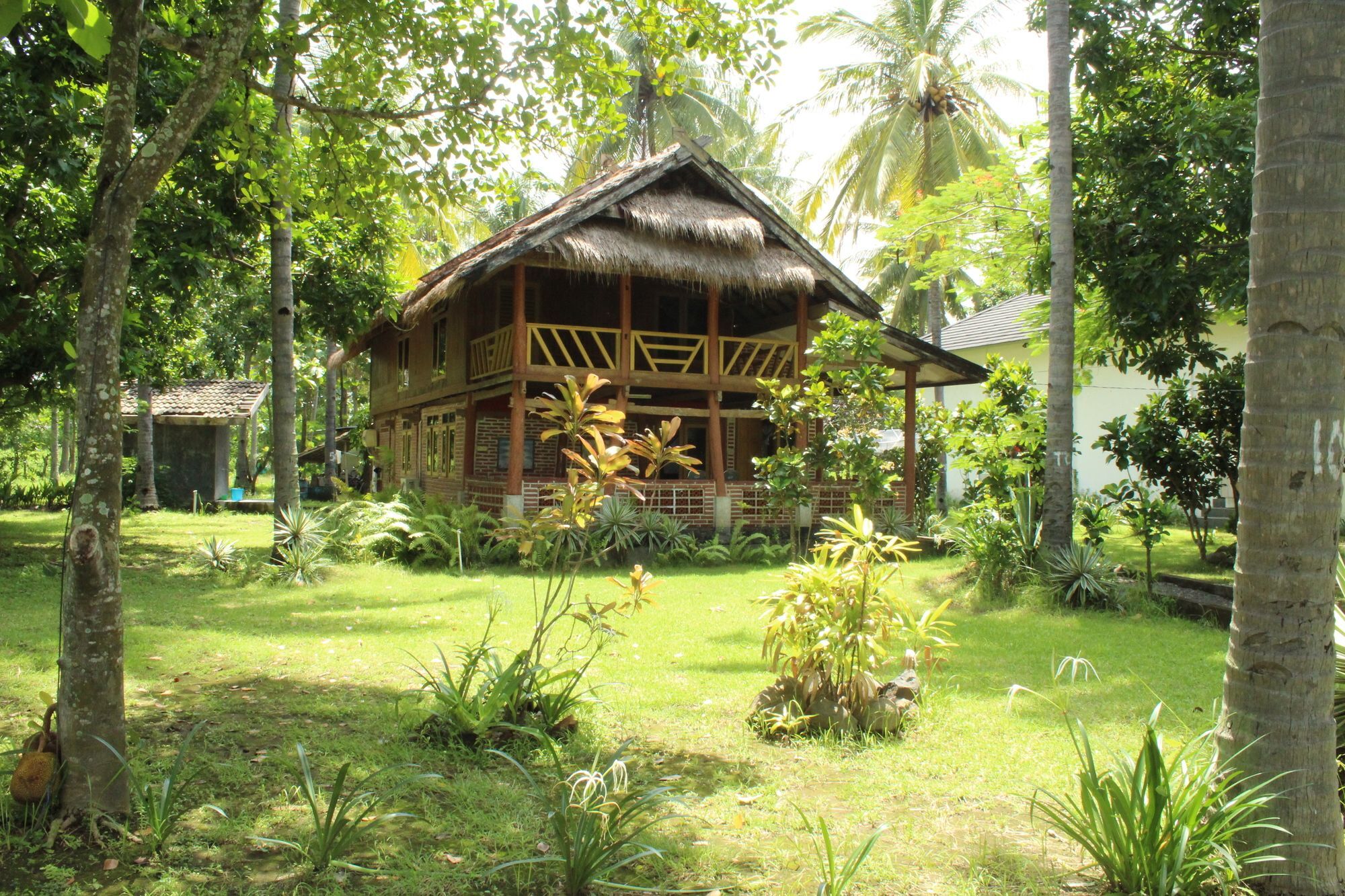 Gondang Beach Hotel Gili Trawangan Kültér fotó